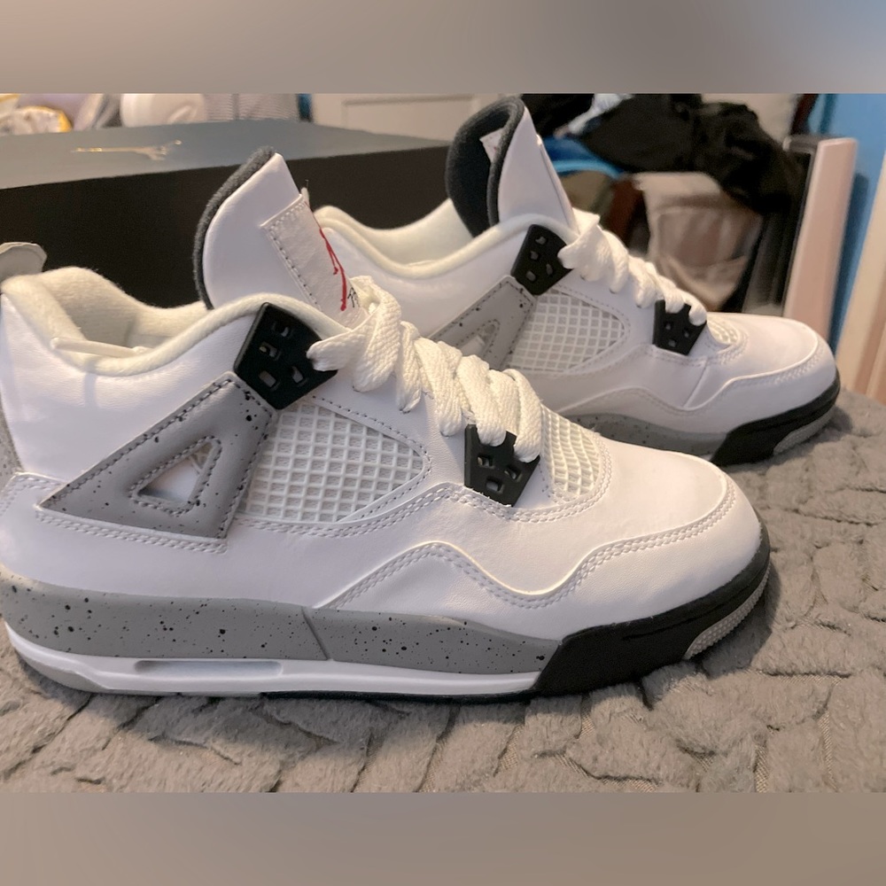 Air Jordan 4 Retro OG BG (Cement)